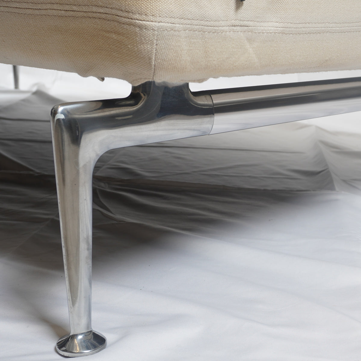 Vitra Suita Bench Ottoman by Antonio Citterio with  Alexander Girard Slipcover Included