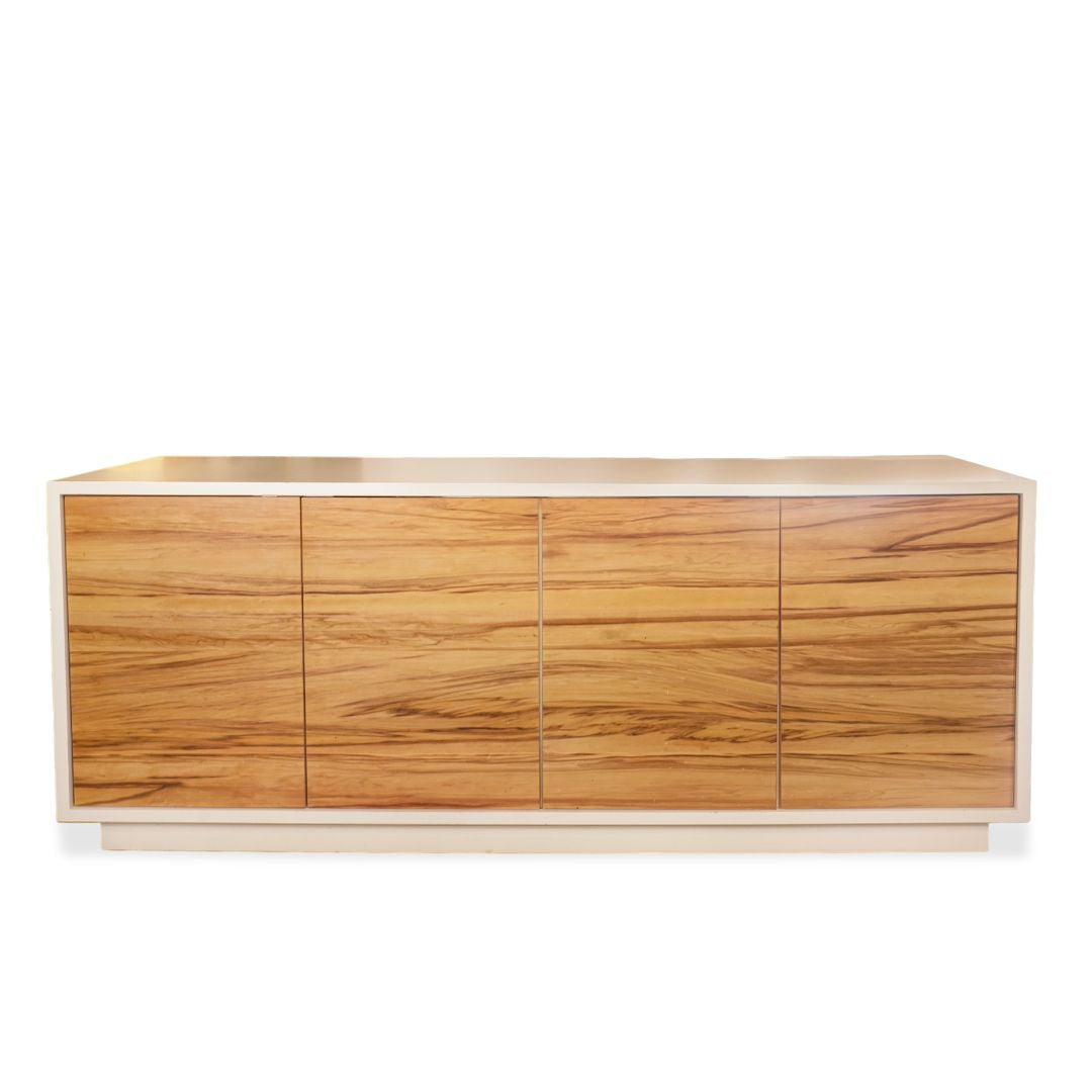 Wüd The Red and White Media Console